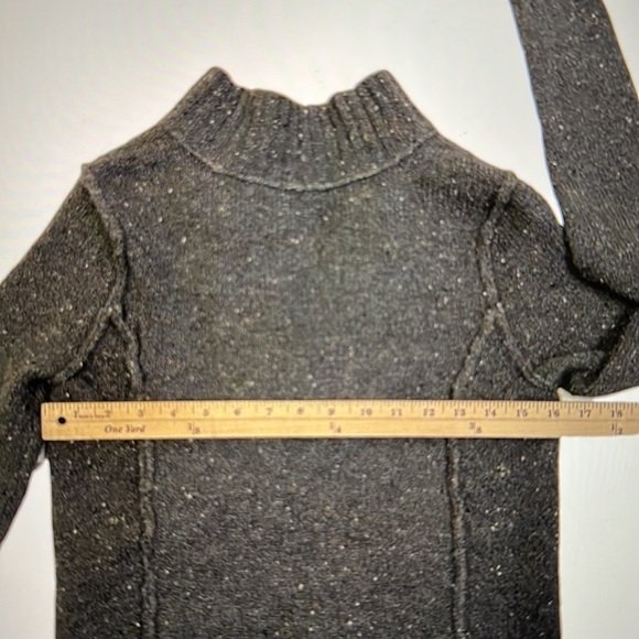 Romeo & Juliet Cropped Sweater Size-S - Picture 7 of 10